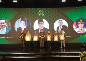 Jaksa Agung Berikan R. Soeprapto Award 2024 kepada 5 Tokoh