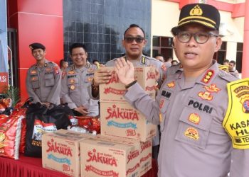 Polda Kalteng Distribusikan Seribu Paket Sembako Bantu Korban Banjir Barsel