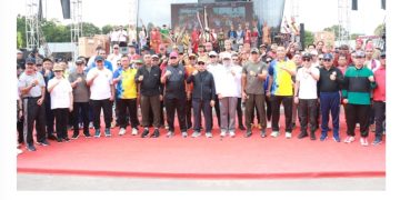 Gubernur Ikut Jalan Sehat dan Deklarasi Pemilu Damai Tahun 2024