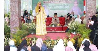 Gubernur Kalteng dan Istri Gelar Pengajian dengan Penceramah Ustadz Maulana