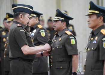 Jaksa Agung Lantik 5 Kajati Baru