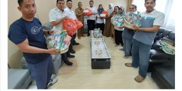 Kesbangpol Kalteng Bagikan Tali Asih kepada PPNPN