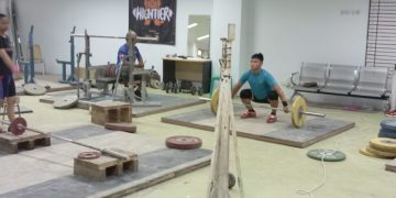 Angkat Besi Target Perunggu di PON XXI Aceh Sumut