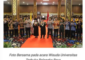 Plh Staf Ahli Gubernur Bidang Pemerintahan, Hukum dan Politik Hadiri Wisuda UT
