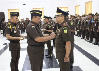Asisten Pengawasan, Kajari Lamandau dan Barut Dilantik