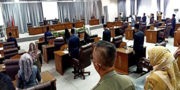 DPRD Barut sampaikan pemandangan umum fraksi raperda pengelolaan sampah