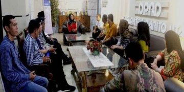 Sekretariat DPRD Barito Utara terima kunker DPRD HSU bahas BLUD