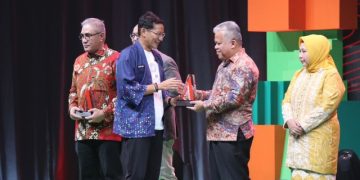 RJ Dinilai Berikan Dampak Positif, Jaksa Agung Dianugerahi Penghargaan Kreatif untuk Keterlibatan dan Kolaborasi Komunitas