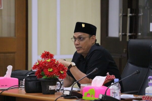 Anggota DPRD Seruyan Hadinur