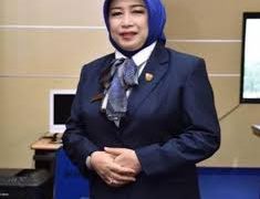 Apresiasi Turnamen Sepak Bola U-40, Mery Rukaini Berharap Bisa Turnamen Ikuti Kalender Askab Provinsi Maupun PSSI