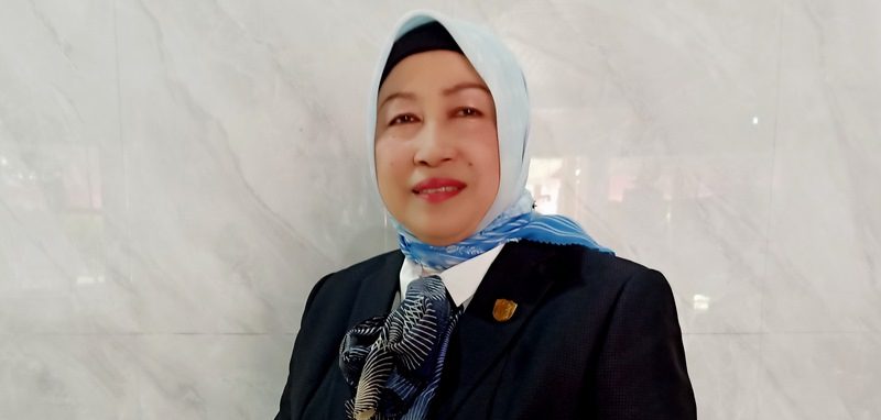 Ketua DPRD Barut, Hj Merry Rukaini