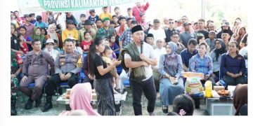 Gubernur Buka Pasar Murah di Desa Muara Laung, Salurkan Bantuan 1.500 Paket Sembako