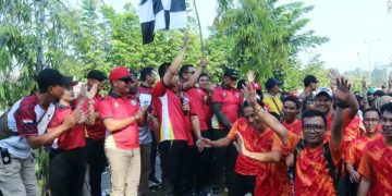 Antusias Masyarakat Ikuti Jalan Sehat Hari Jadi Ke-22 Kabupaten Mura