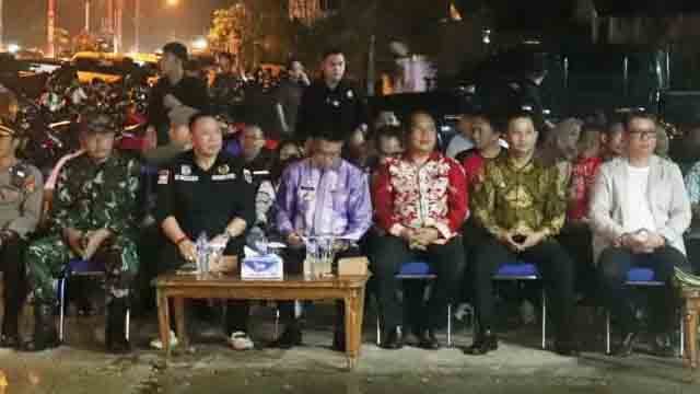 Pemkab Mura Gelar Pawai Obor Malam Peringatan HUT RI Ke-79