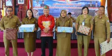 31 Tahun Mengabdi Sebagai ASN, Kepala Diskominfo SP Mura Purna Tugas