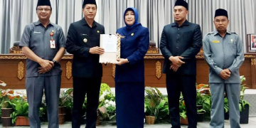 DPRD Barito Utara Terima Penyampaian KUA dan PPAS 2025