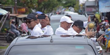 Pemkab Kapuas Gelar Arak-arakan Piala Adipura