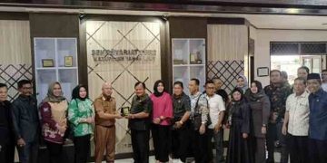 Jajaran DPRD Kapuas Kunker ke DPRD Tanah Laut