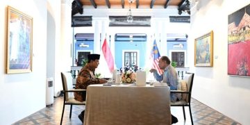 Pertemuan Hangat Presiden Prabowo dan PM Anwar Ibrahim di Rumah Tangsi Malaysia