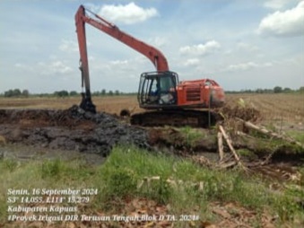 Dokumentasi di lokasi proyek Rehabilitasi dan Peningkatan Jaringan Irigrasi Rawa Wilayah Kerja Blok D DIR Unit Terusan Tengah Kabupaten Kapuas Kalimantan Tengah TA.2024 yang diambil 16 September 2024. Foto: DPW GPPS.