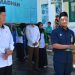 Pj Bupati Barut Muhlis Salurkan Zakat Melalui Baznas Barut
