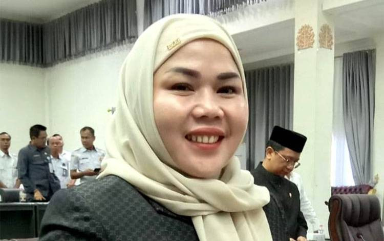 Anggota DPRD Barito Utara (Barut),  Jamilah,
