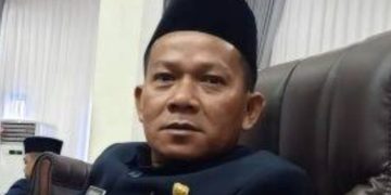 DPRD Barut Apresiasi Disnakertrans Kunjungi Sentra Kerupuk di Desa Bintang Ninggi