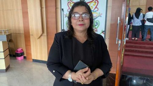 Wakil Ketua II DPRD Kota Palangka Raya Nenie Adriati Lambung