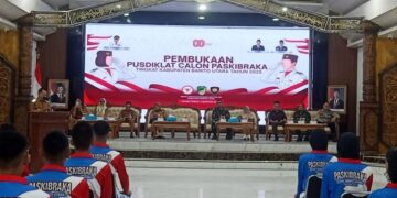 Pj Bupati Barut Buka Secara Resmi Pusdiklat Calon Paskibraka