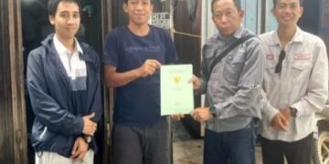 Bupati Barut Apresiasi Kantor Pertanahan Jemput Bola Serahkan Sertifikat PTSL