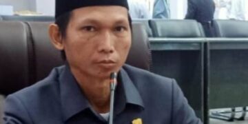 Anggota DPRD Barut Desak Pemindahan Jalur Listrik Desa Lemo Saat Kunker ke PLN UID Kalselteng