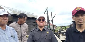 Waket III DPRD Kalteng Kunjungi Lokasi Kebakaran Daerah Mendawai
