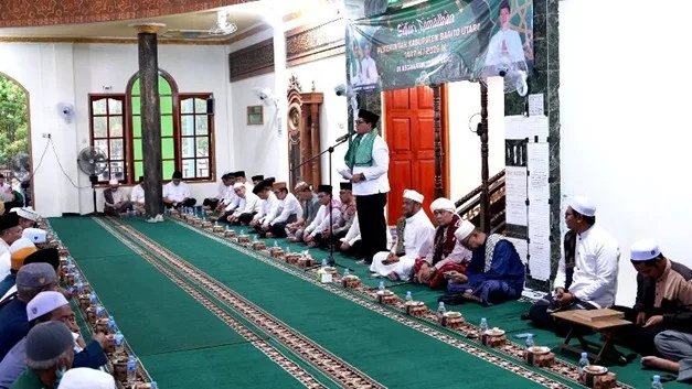 Safari ramadhan Bupati Barut ke Desa Sikuy