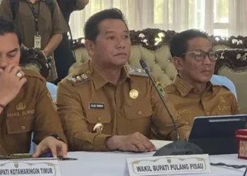 Wabup Felix Hadiri Rapat KHBS, Tegaskan Dukungan Penuh Barito Utara