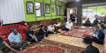 Warga Desa Petak Bahandang Sampaikan Berbagai Kebutuhan ke FDA saat Reses Perseorangan di Katingan