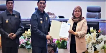 DPRD Setujui RPJMD 2025–2029, Bupati Barut Sampaikan Apresiasi