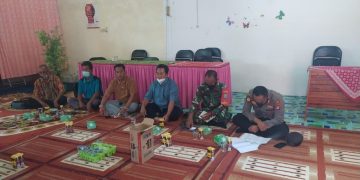 Kawal Pilkades Damai, Kapolsek Hanau Rapatkan Barisan Bersama Muspika dan Cakades