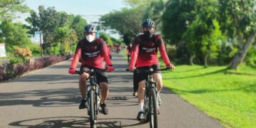 Jaga Stamina dan Refreshing, Kapolres Seruyan Ajak Anggota Bersepeda Bersama