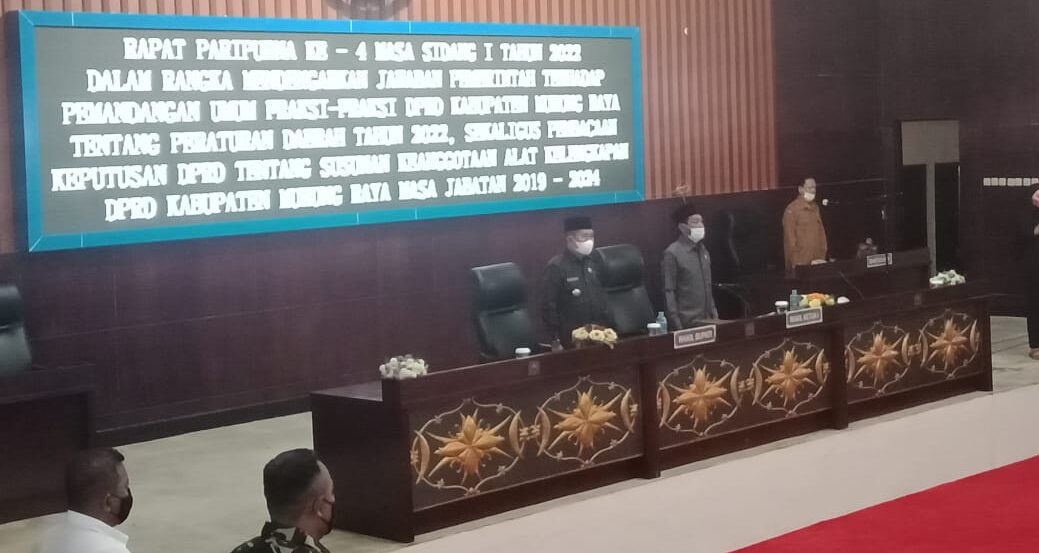 Dalam Rapat Paripurna ke-IV Masa Sidang ke I tahun 2022, dalam rangka mendengarkan jawaban Pemerintah terhadap pandangan umum fraksi-fraksi DPRD Kabupaten Murung Raya (Mura) terhadap Enam Rancangan Peraturan Daerah (Raperda) yang diajukan tahun 2022. Foto : Kpl