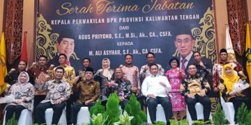 Waket DPRD Kalteng H Abdul Razak Hadiri Serah Terima Kepala Perwakilan BPK 