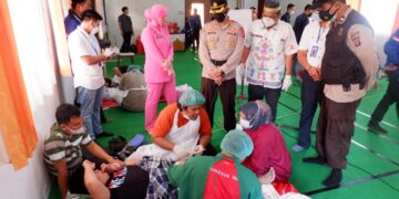 Polres Seruyan Gelar Khitanan Massal dalam Rangka Hari Bhayangkara ke-75