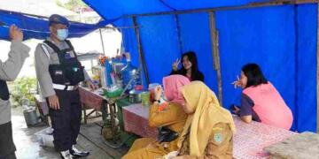 Polsek Seruyan Hulu Giat Terapkan Prokes di Desa Tumbang Manjul