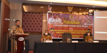 Sekda Kalteng Berharap BUMDes Berperan dalam Pengembangan Desa Wisata