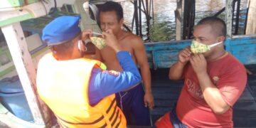 Patroli Satpolairud Polres Seruyan Himbau Untuk Terapkan Prokes Covid-19