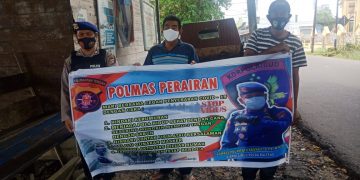 Satpolairud Polres Seruyan Selalu Ingatkan Warga Pesisir Taati Protokol Kesehatan