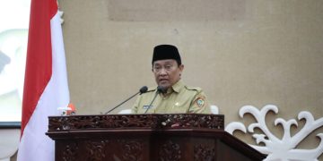 Wagub Bersama Wakil Ketua DPRD Tandatangani Berita Acara Persetujuan Pertanggungjawaban Pelaksanaan APBD Provinsi Kalteng TA 2022