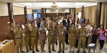 Asisten PemKesra Buka Pelatihan Pemberdayaan Masyarakat dalam Upaya Meningkatkan Usaha Ekonomi Keluarga