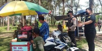 Meski Hari Libur, Gabungan Personil Polres Seruyan Laksanakan Ops Yustisi
