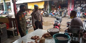 Tak Kenal Lelah Tim Yustisi Untuk Berikan Himbauan Prokes