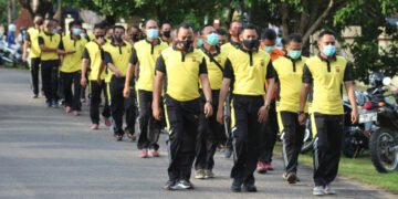 Tingkatkan Imunitas, Kapolres dan Personel Polres Seruyan Laksanakan Olah Raga Bersama